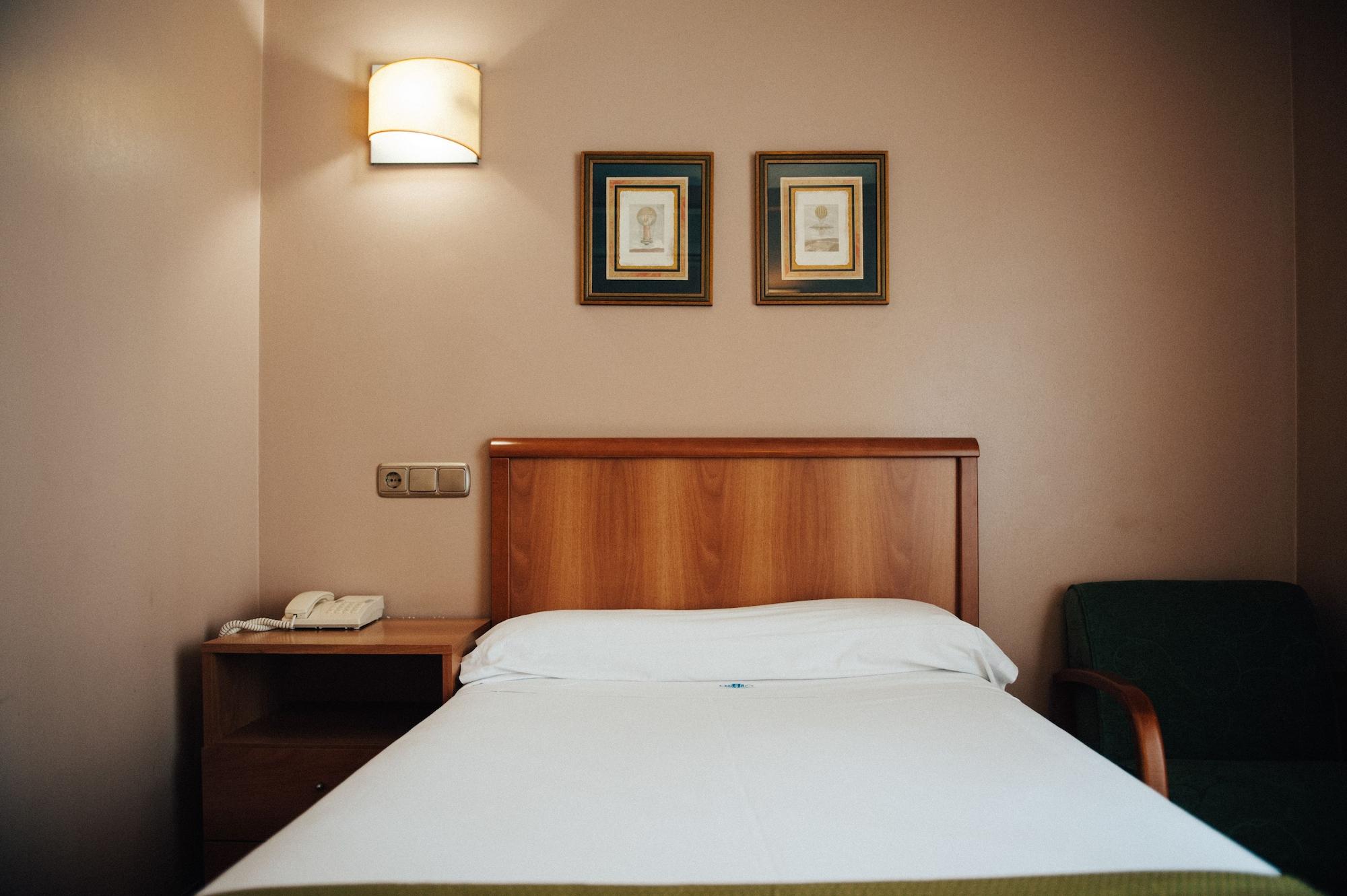 Hotel Carreno オビエド エクステリア 写真