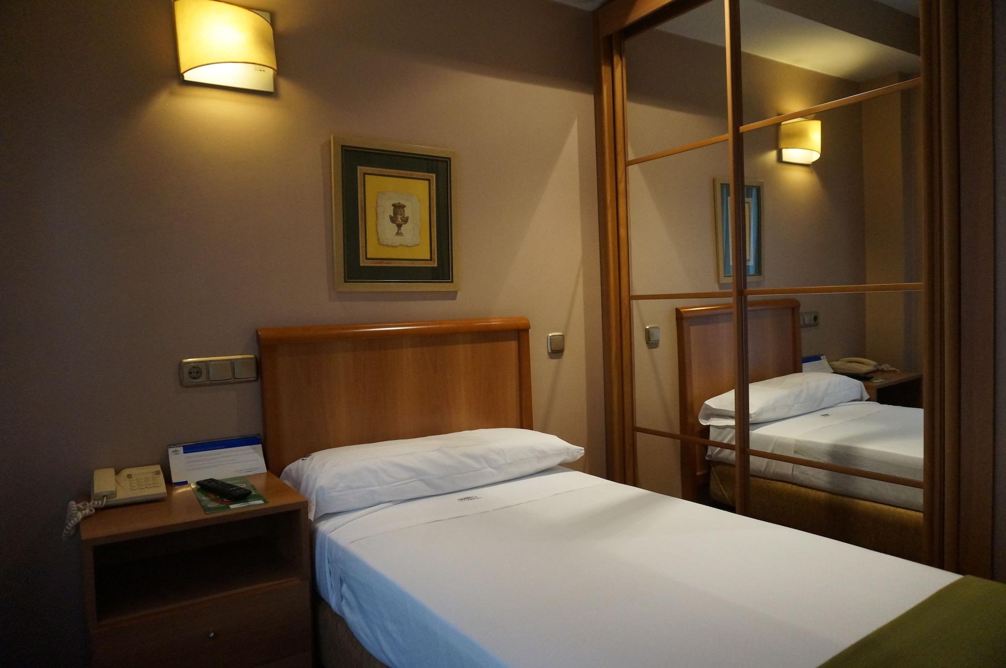 Hotel Carreno オビエド エクステリア 写真