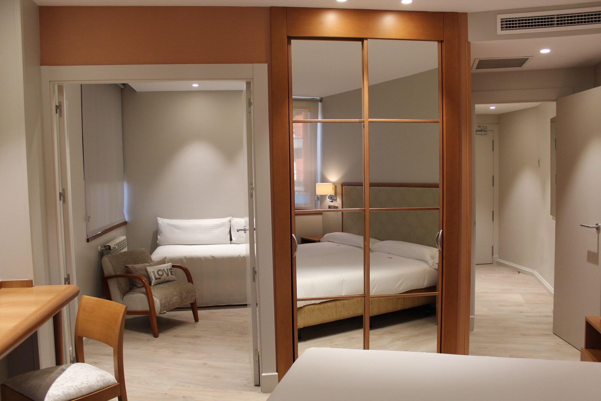 Hotel Carreno オビエド エクステリア 写真