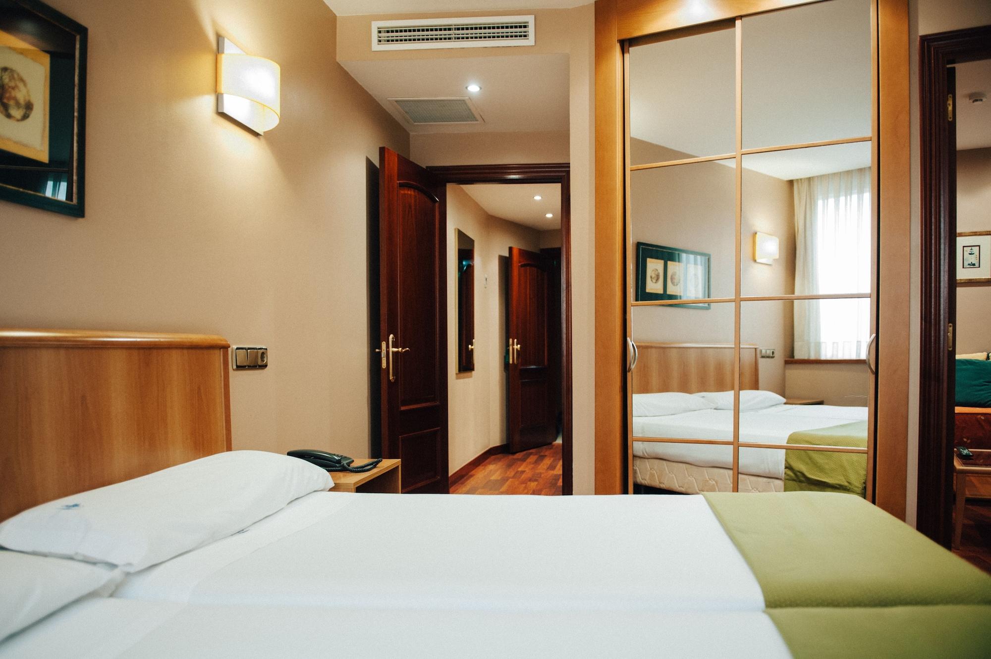 Hotel Carreno オビエド エクステリア 写真