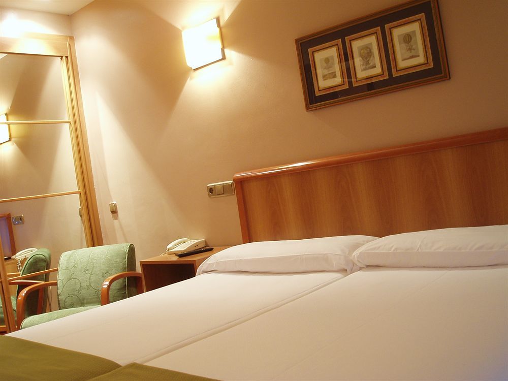 Hotel Carreno オビエド エクステリア 写真