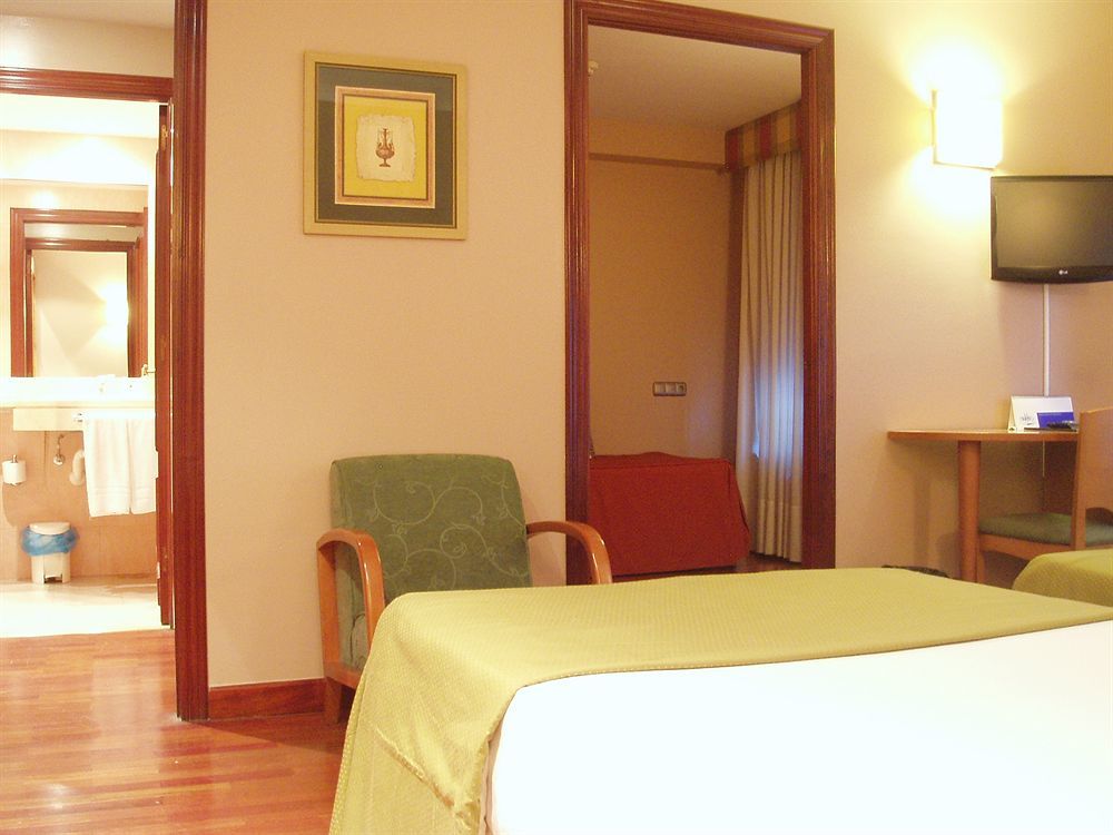 Hotel Carreno オビエド エクステリア 写真