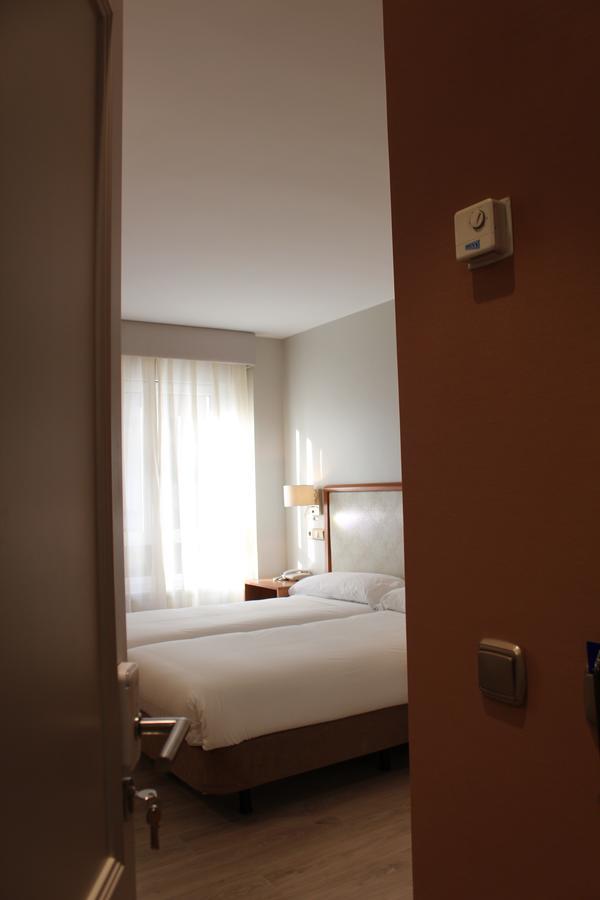 Hotel Carreno オビエド エクステリア 写真