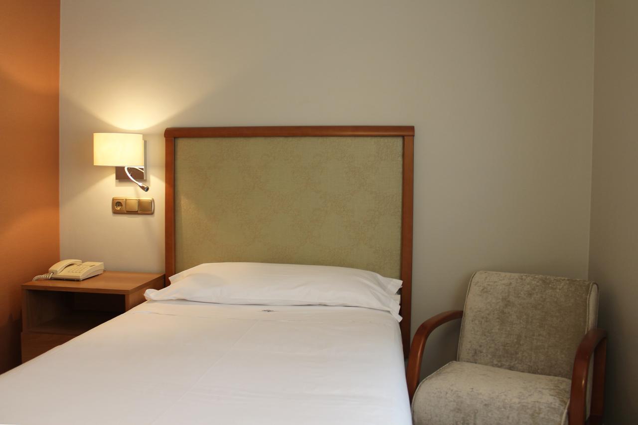 Hotel Carreno オビエド エクステリア 写真